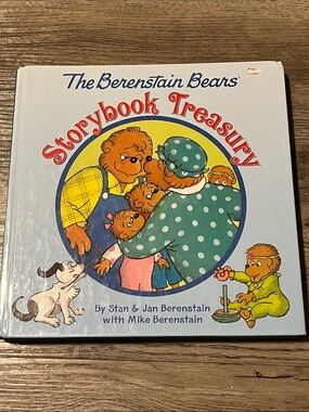 The Berenstain Bears Storybook Treasury - Light Blue Cover